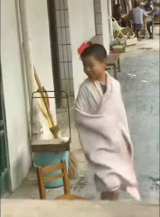 ��һ�ں���ͼ�Ʒ�ϵ�� Ů���첻��������Ҳ��������