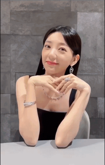 ��һ�ں���ͼ�Ʒ�ϵ�� Ů���첻��������Ҳ��������