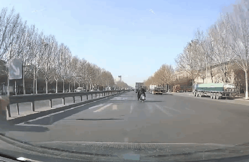 周五福利囧图云飞系列 不得不说摄影师太懂我们了