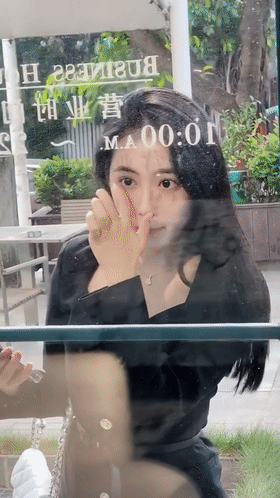 轻松一刻第1610期 美女来郊游真是美美哒！