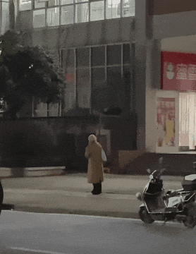 ��һ�ں���ͼ�Ʒ�ϵ�� �������۾۽�ս�������鴫