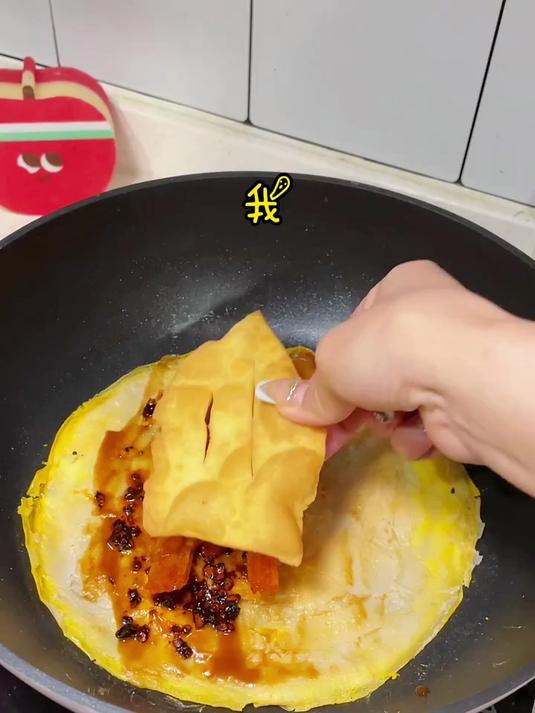 冬天来了自制甜面酱煎饼果子 也太简单啦