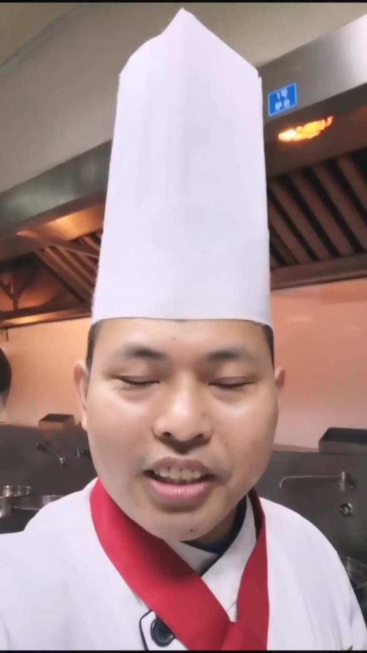 鱿鱼尾这样切更好吃吗?不不……!明人不说暗话,这样切卖的