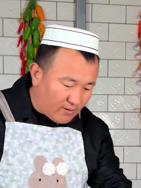今天在家做新疆特色粉汤,食材健康做法简单,这种粉汤你吃过吗?