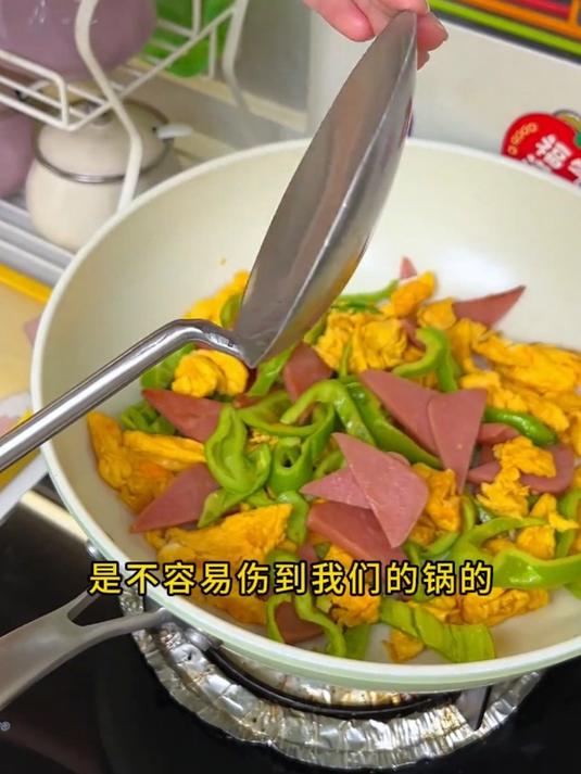 厨王研究了10年,才发明出来不锈钢炒勺,专为炒菜定做!十分好用