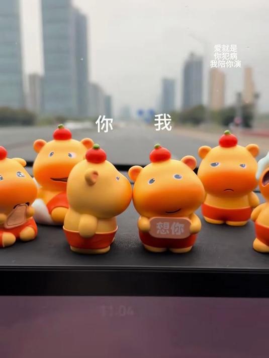 可爱噜噜水豚摆件,捂嘴笑出小虎牙!