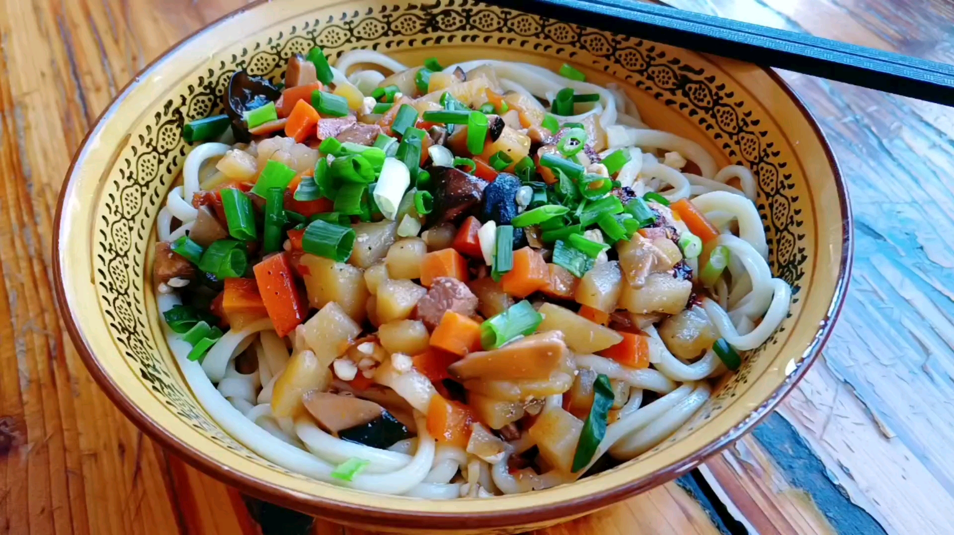 怀念的热爱的家乡美食 对家乡美食的执念,即使在他乡一人怀念家乡的美食,四处的搜罗着家乡的美