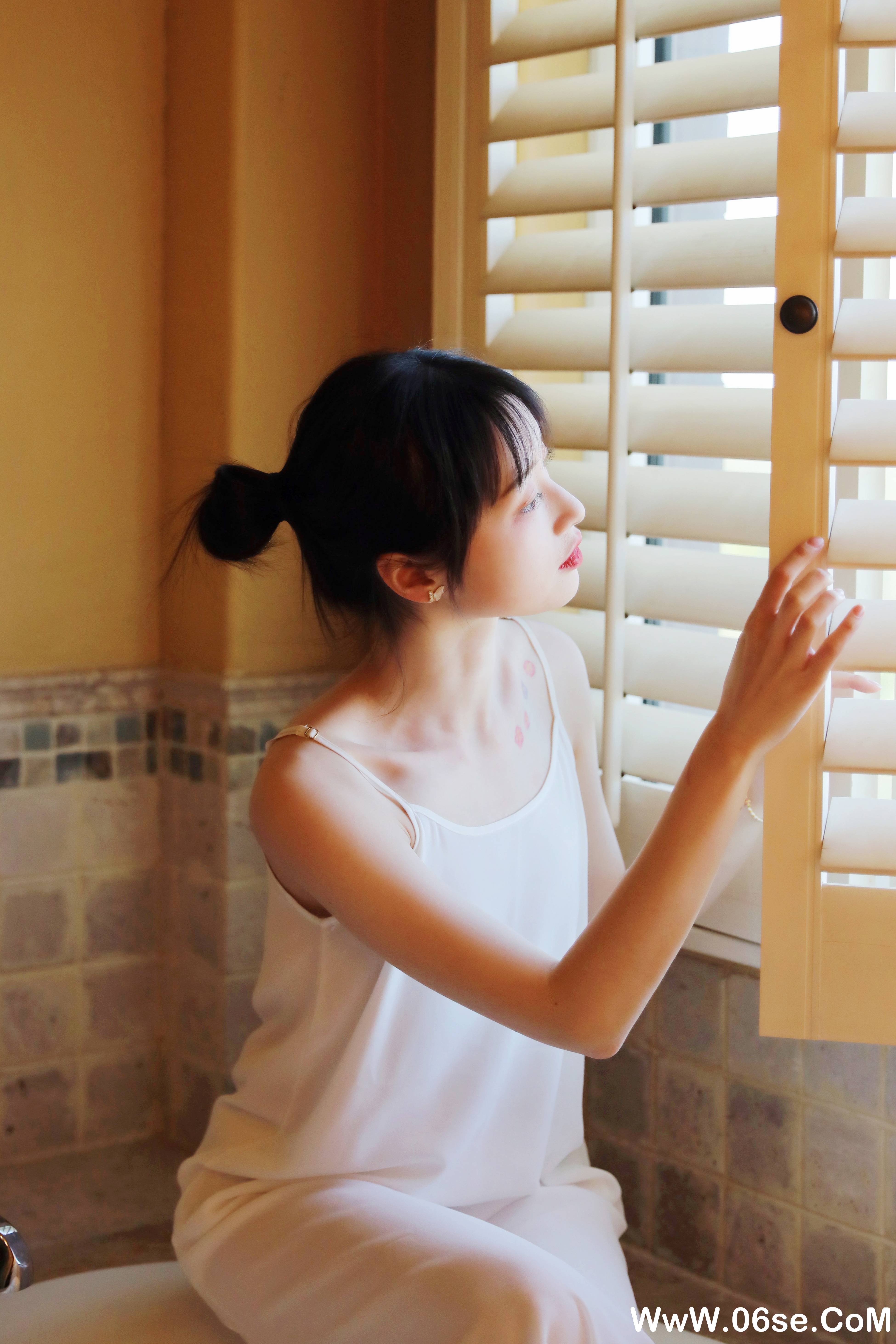 图片[26]-[YALAYI雅拉伊] 2022.05.20 NO.928 京京《不是风景》[33+1P428M]-六色网