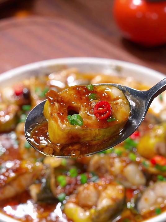 这样做的酱胶黄古鱼酱香入味，好吃又营养