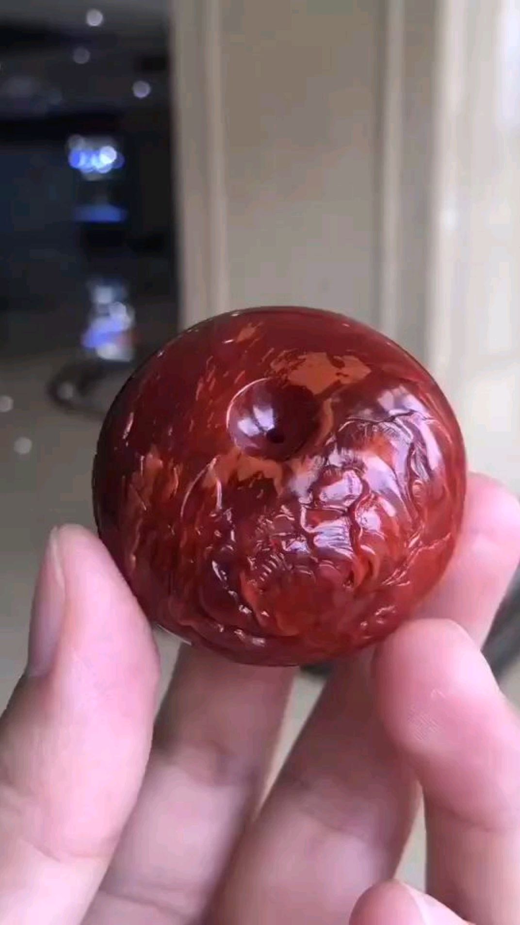 火焰纹玫红色南红玛瑙瓦西原矿三无牡丹花面包圈平安扣苏工雕刻精致文玩玉石配饰锁骨链