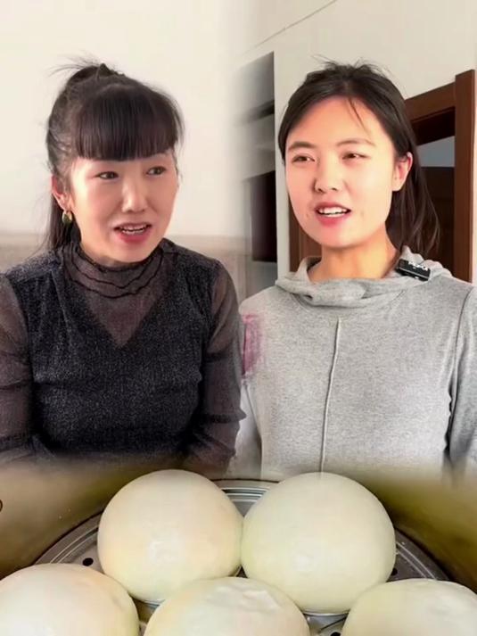 一次性蒸垫,蒸馒头包子窝头年糕都能用,方便又实用还省的洗笼布
