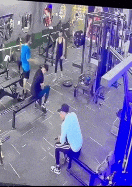 周一內(nèi)涵囧圖云飛系列 這就是傳說中的鏡頭感吧！