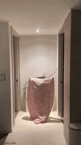 ��һ�ں���ͼ�Ʒ�ϵ�� ����Ǵ�˵�еľ�ͷ�аɣ�