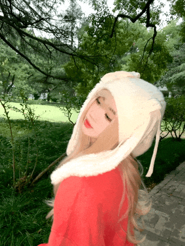 ��һ�ں���ͼ�Ʒ�ϵ�� ����Ǵ�˵�еľ�ͷ�аɣ�