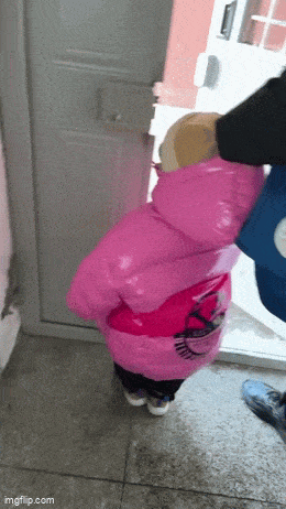 ��һ�ں���ͼ�Ʒ�ϵ�� ����Ǵ�˵�еľ�ͷ�аɣ�