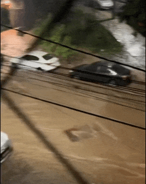 周一內(nèi)涵囧圖云飛系列 這就是傳說中的鏡頭感吧！