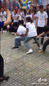 ��һ�ں���ͼ�Ʒ�ϵ�� ���˴��������ûŮ��ɶ��