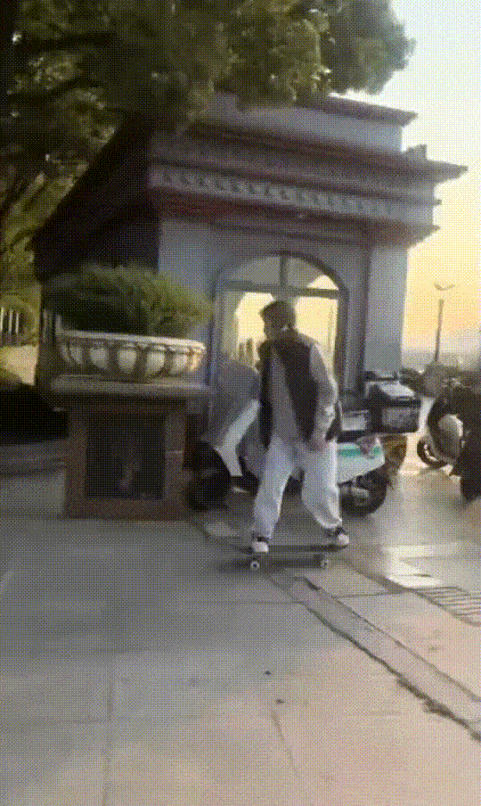 ���帣����ͼ�Ʒ�ϵ�� �࿴��Ů�������Ľ�����