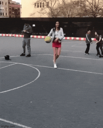 ��һ�ں���ͼ�Ʒ�ϵ�� ��Ϸ��Ů��Ҳ�ǿ��Լ�õ�