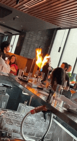 ��һ�ں���ͼ�Ʒ�ϵ�� ��Ϸ��Ů��Ҳ�ǿ��Լ�õ�