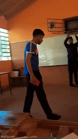 ��һ�ں���ͼ�Ʒ�ϵ�� ��Ϸ��Ů��Ҳ�ǿ��Լ�õ�