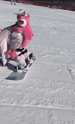 ��һ�ں���ͼ�Ʒ�ϵ�� ��Ϸ��Ů��Ҳ�ǿ��Լ�õ�