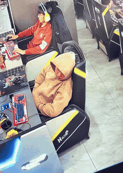 ��һ�ں���ͼ�Ʒ�ϵ�� ��Ϸ��Ů��Ҳ�ǿ��Լ�õ�