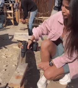 ��һ�ں���ͼ�Ʒ�ϵ�� Ů��������ʲôϷ��ô�ң�