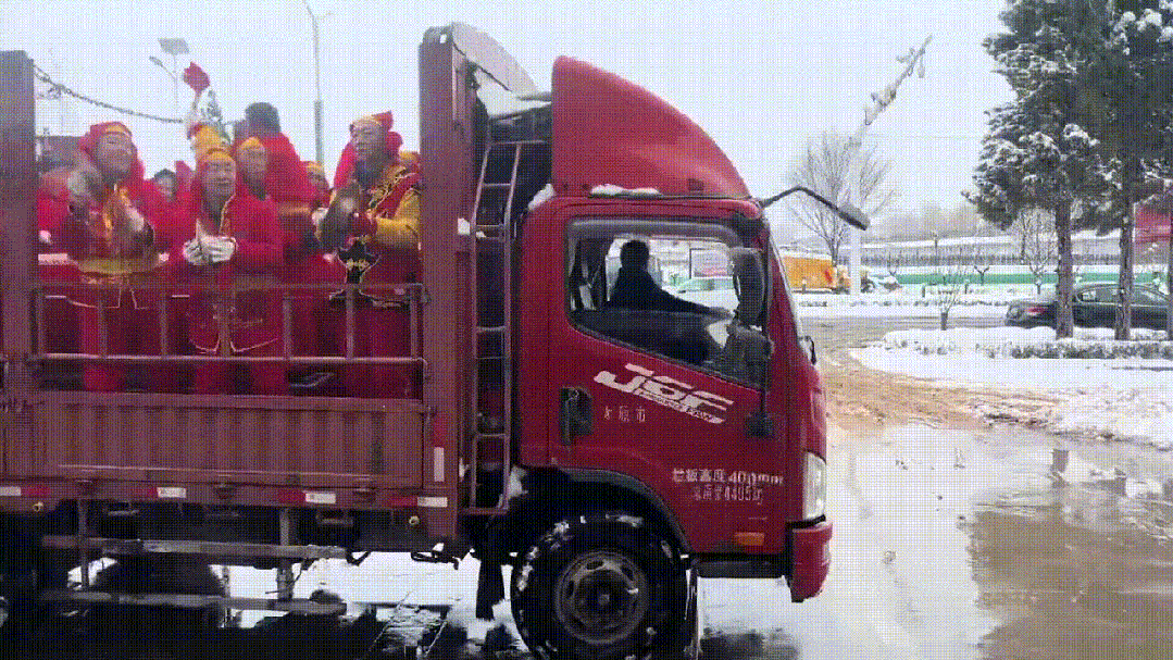 3DM����һ�̵�1673�� Ů�������β��¶������