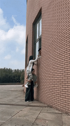 ��һ�ں���ͼ�Ʒ�ϵ�� �Ż���Ů�˳ɹ�������ע��