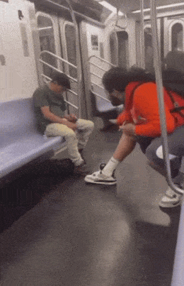 ��һ�ں���ͼ�Ʒ�ϵ�� �Ż���Ů�˳ɹ�������ע��