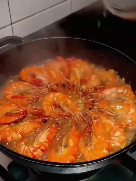 肉满无水分！超大黑虎虾超实在