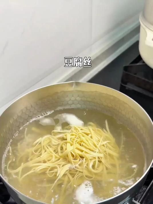 一周8次的暖心,牛肉粉丝汤10分钟速成