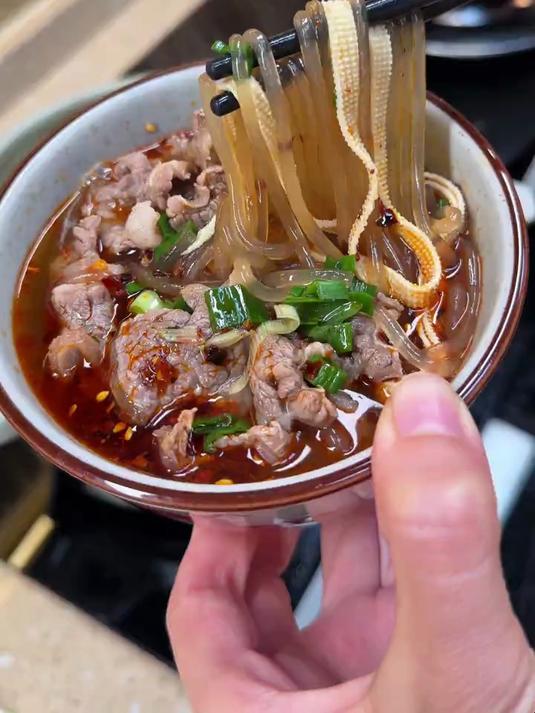 五分钟就可以搞定超好喝的牛肉粉丝汤