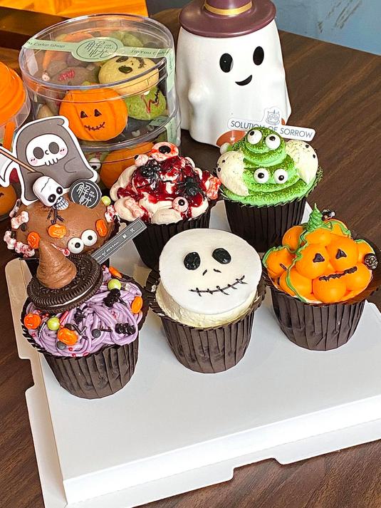 都去做!万圣节限定,简单又有趣的万圣节杯子蛋糕