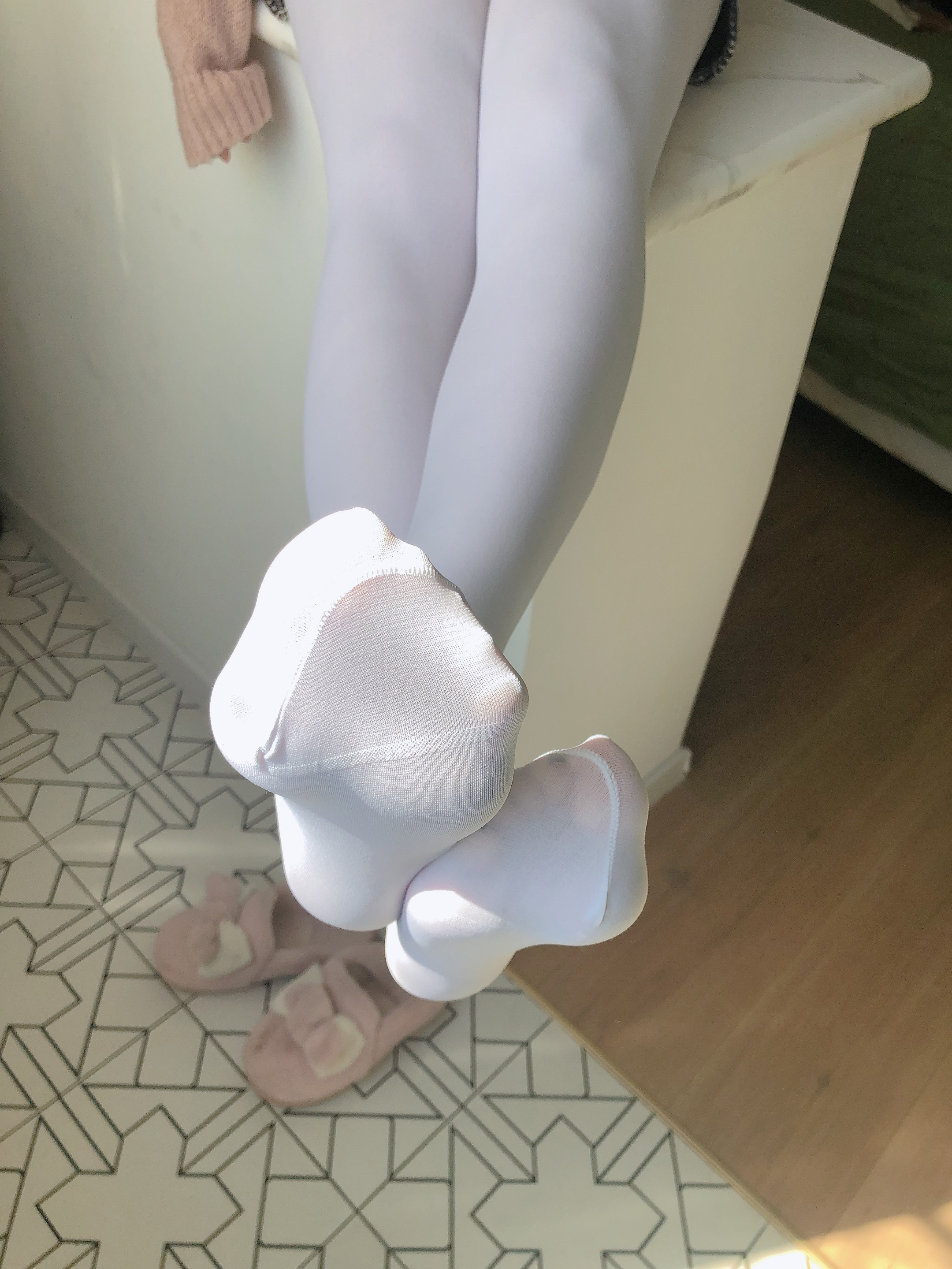 图片[74]-安乔乔儿(Nia乔乔) NO.004 — 白丝袜[89P209M]-六色网