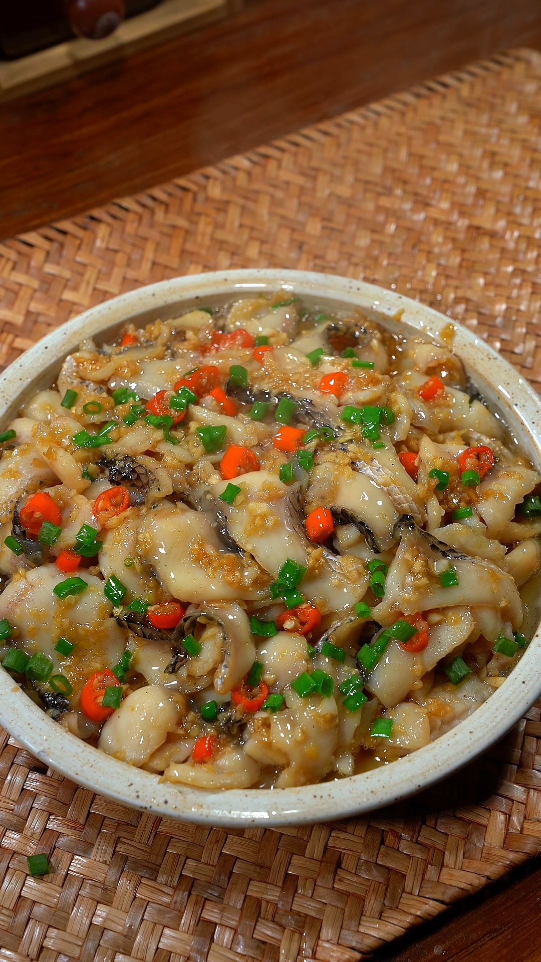 我们家每周都要吃几回这个蒜香鱼片,做法简单,鲜香美味又下饭