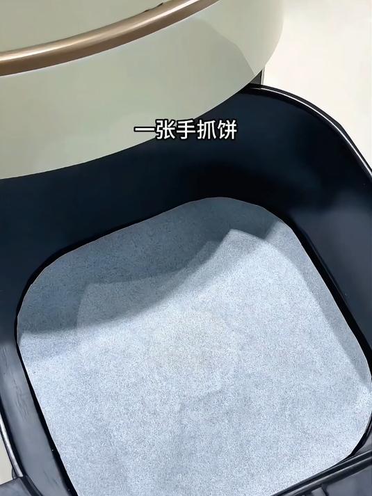 有空气炸锅的都去做这个#榴莲披萨 一口爆浆还拉丝，真的巨巨巨好吃！
