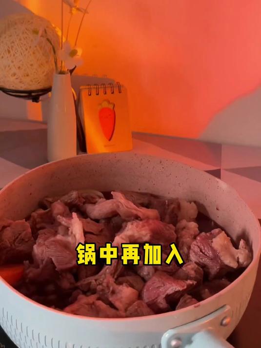 秋日来一份软烂入味的法式红酒炖牛肉吧!温暖又治愈