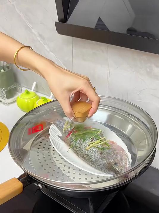 入手了这个 304不锈钢蒸盘，炒锅秒变蒸锅，上汽均匀还快速