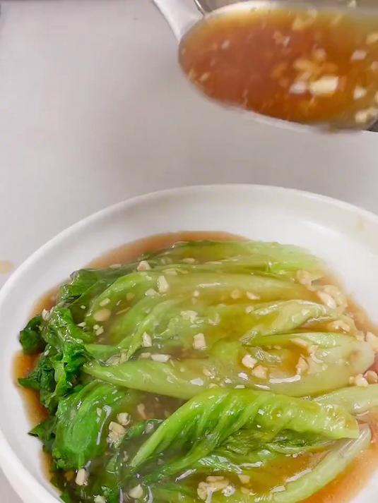 蚝油生菜 家常做法 简单美味 年夜菜也要有荤有素