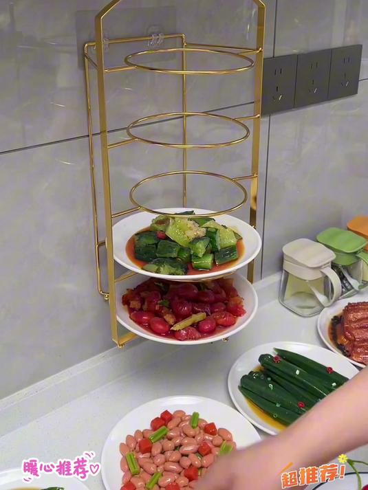 厨房备菜乱糟糟?多层置物架来救场,做饭放菜盘超省心!