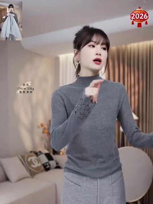 “鱼骨针织”纤细身形！绵羊毛半高领钩花拼接针织衫