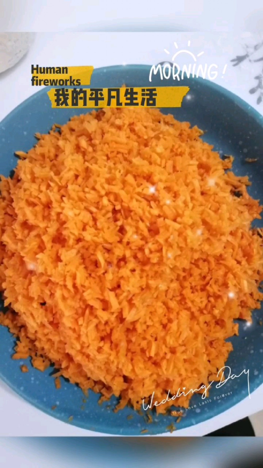 过年餐桌上必备的美食饺子,人人都爱吃,这种胡萝卜馅儿饺子,味道更鲜美。