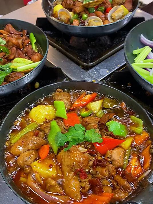 小份炒鸡米饭,快餐,一个人也可以操作,你们当地有吗?