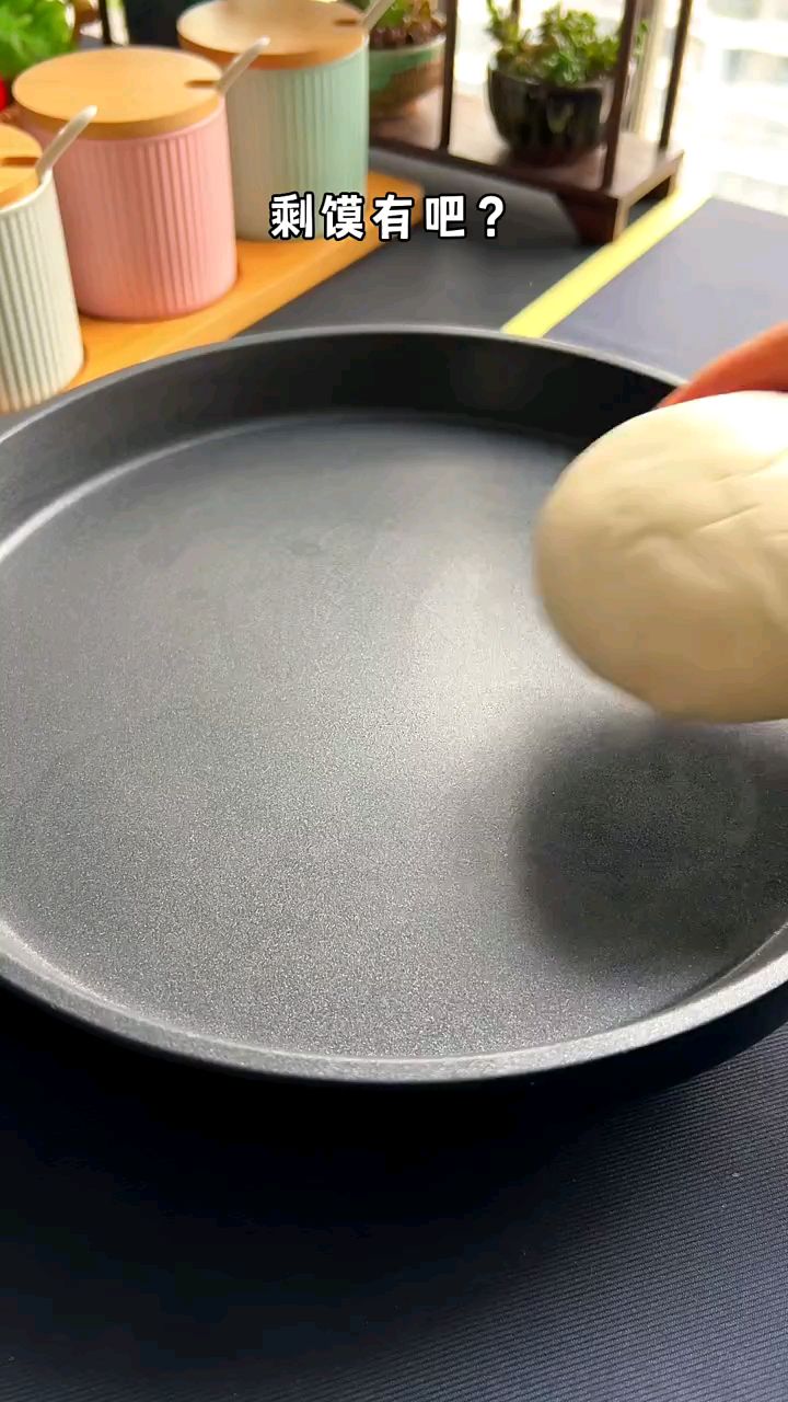 剩馒头秒变美味 肉夹馍,只需一勺烤肉料