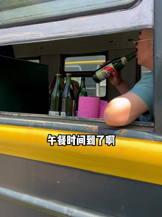 古法熏制!沟帮子熏鸡,老味道吃不腻