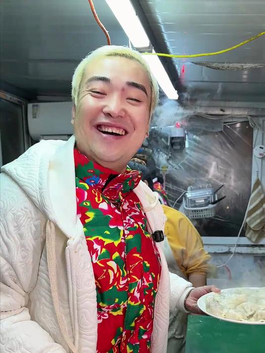 凌晨三点盘东北水饺,比南方小笼包还大的饺子你们见过吗