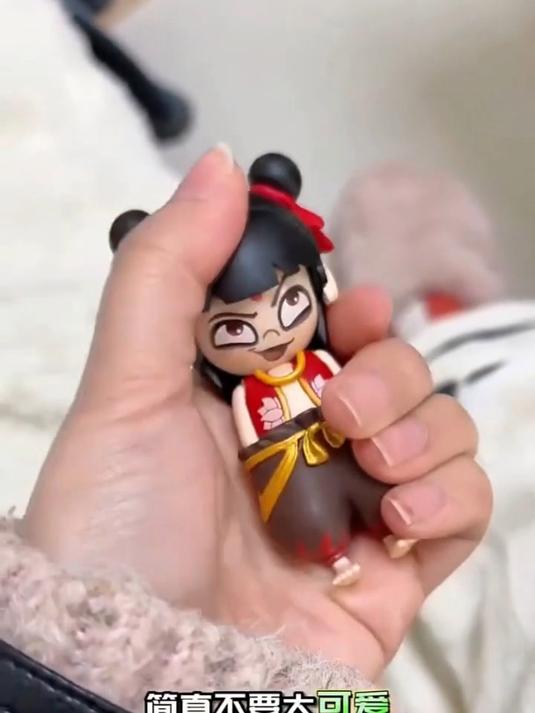 哪吒表情包变脸玩具手办创意按压变脸小公仔娃娃,哪吒之魔童降世