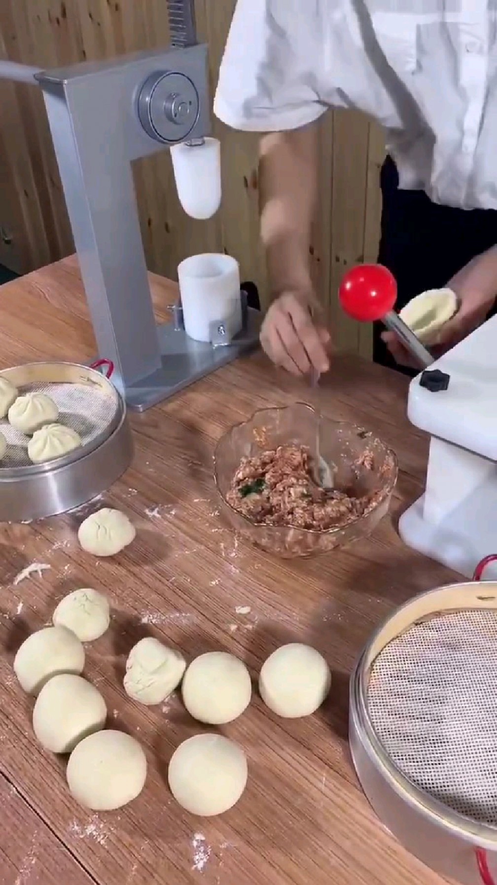 仿手工半自动包子机